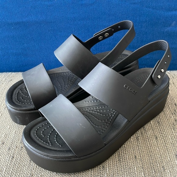CROCS Shoes - Crocs Brooklyn low wedge